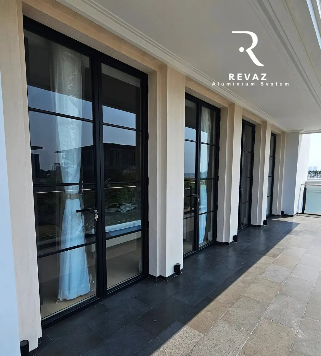 Revaz Toppa terrace door project